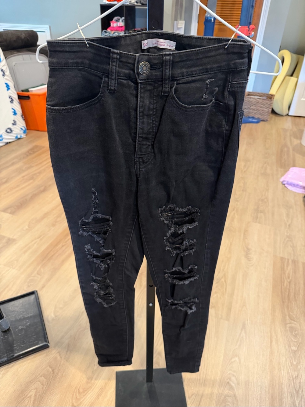 SO Black Curvy Jeggings with Subtle Distressing